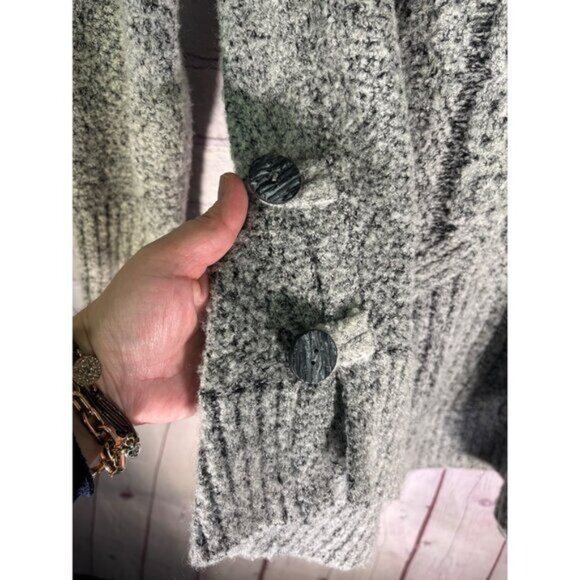 Anthropologie Angel Of The North Wool Cabled Boucle Sweater M Gray - Picture 11 of 15